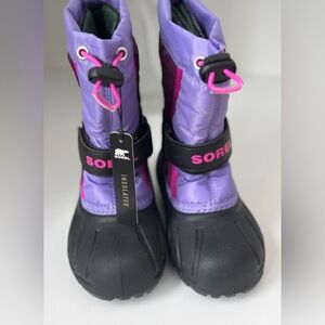 NWT Sorel kids Flurry waterproof snow boot! Sz 10